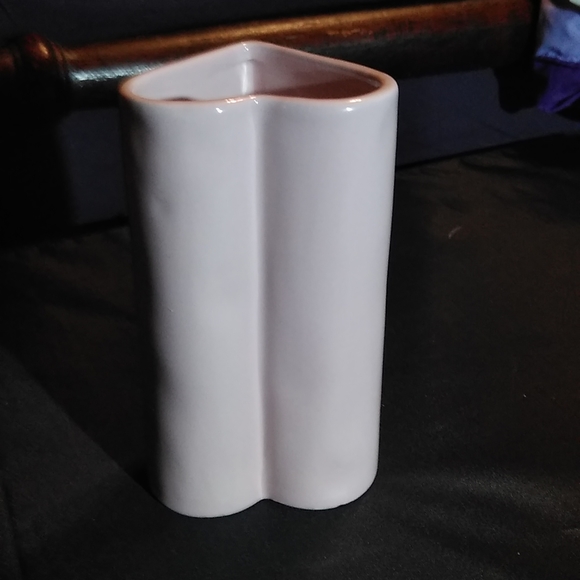 Rae Dunn vase - Picture 2 of 4
